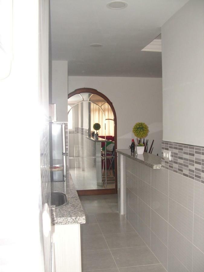 Ferienwohnung Paseo Maritimo De Poniente Málaga Exterior foto