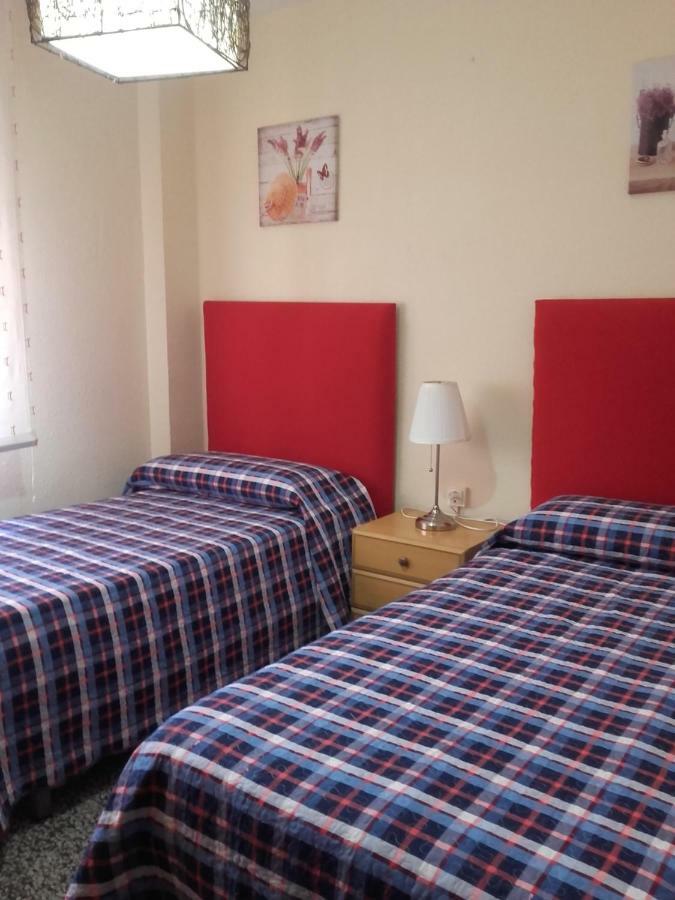 Ferienwohnung Paseo Maritimo De Poniente Málaga Exterior foto